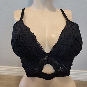 Victorias Secret Very Sexy Lined Plunge Bra 36DD Black Lace Underwire